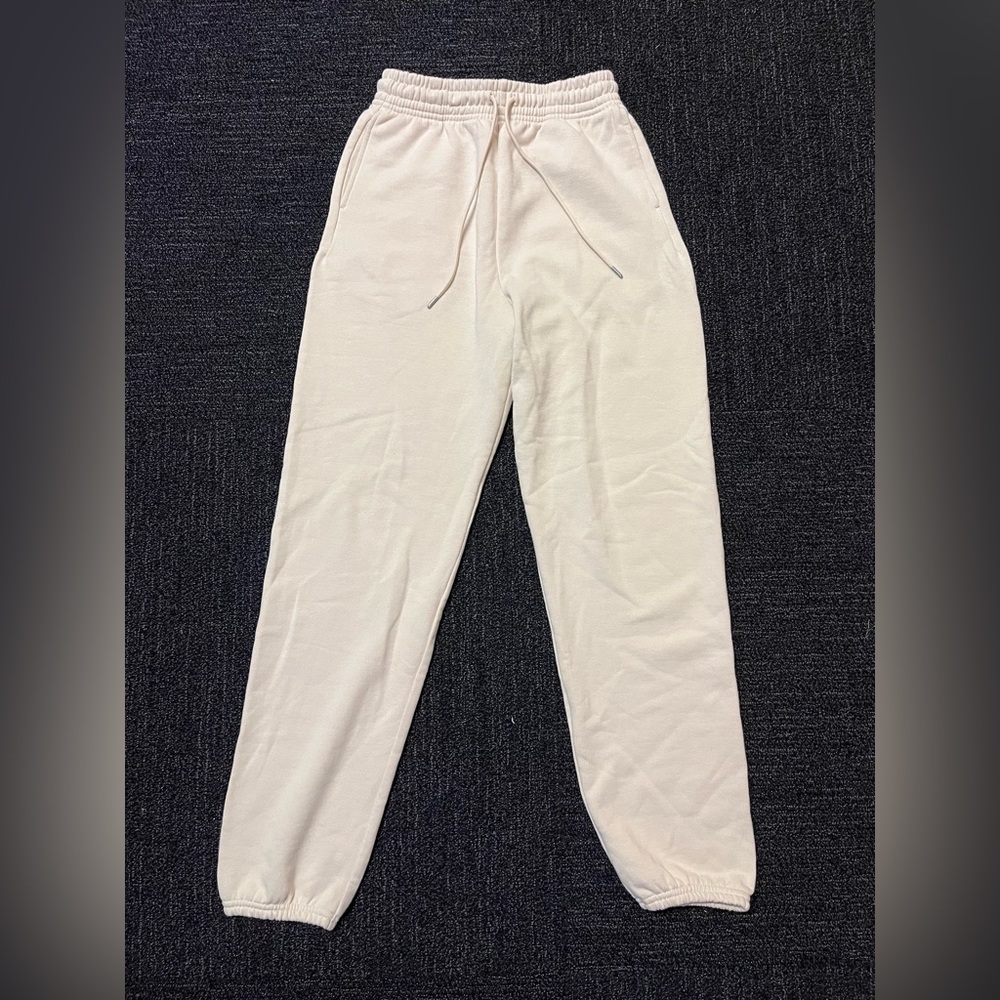 Uniqlo Sweatpants - Color: Off White XS